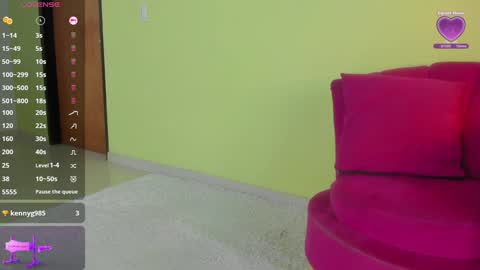 Snapshot of persefone_saira chatting on January 2025 03:43:01 PM Marie online show from January 2025 03:43:01 PM