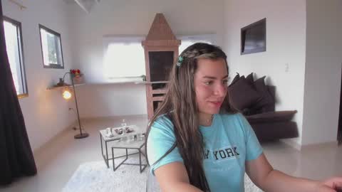 Snapshot of persefone_saira chatting on February 2025 01:01:01 PM Marie online show from February 2025 01:01:01 PM