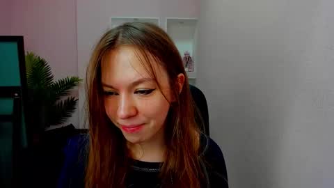 Snapshot of persinaky chatting on November 2025 10:36:02 AM horror flying on the wings of the night.... online show from November 2025 10:36:02 AM