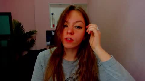 Snapshot of persinaky chatting on November 2025 04:45:02 AM horror flying on the wings of the night.... online show from November 2025 04:45:02 AM