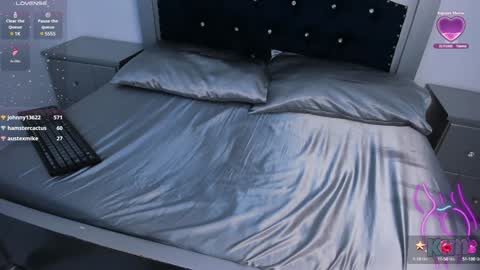 Snapshot of pervert_pantyhose chatting on December 2024 10:12:02 AM Kimberly online show from December 2024 10:12:02 AM