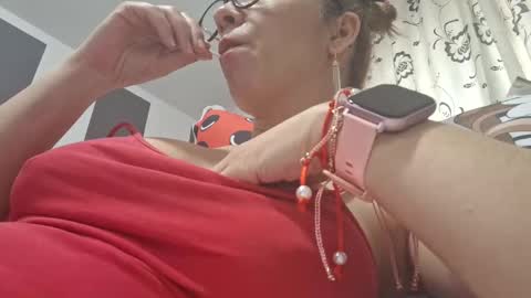 Lisa -  online show from March 2025 10:45:01 AM