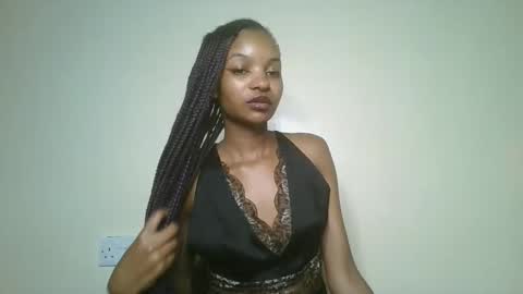 Snapshot of petal_palette chatting on May 2026 08:18:01 PM Lolly online show from May 2026 08:18:01 PM