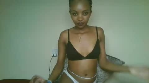 Snapshot of petal_palette chatting on June 2026 07:16:01 PM Lolly online show from June 2026 07:16:01 PM