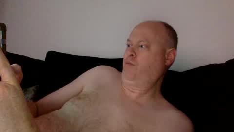 Snapshot of pete_crewe chatting on November 2025 09:10:02 AM pete_crewe online show from November 2025 09:10:02 AM