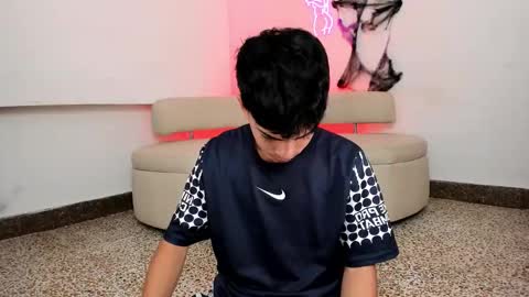 Snapshot of peter_chase chatting on October 2025 07:37:01 PM Peter online show from October 2025 07:37:01 PM