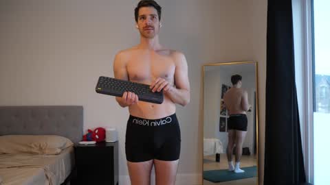 Snapshot of peterparkerrxox chatting on January 2025 09:11:02 PM Peter Parker online show from January 2025 09:11:02 PM