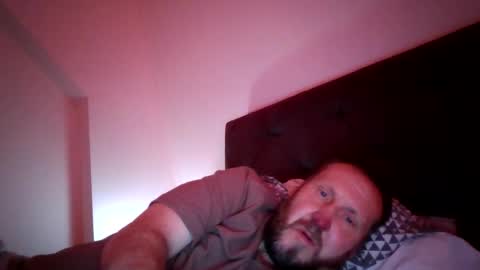 jelle online show from April 2026 12:08:02 PM