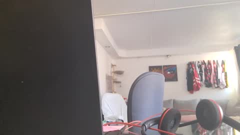 Snapshot of peterskinny24 chatting on October 2025 05:48:02 PM         ttps VF8L9ABFMref wl share online show from October 2025 05:48:02 PM