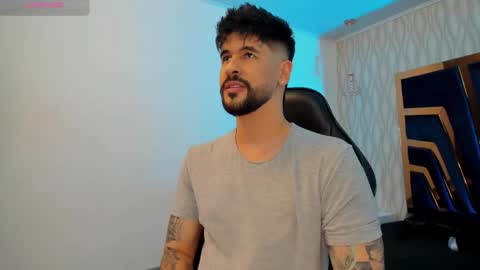 Snapshot of petesevans_1 chatting on November 2025 11:21:02 PM PETES EVANS new account online show from November 2025 11:21:02 PM