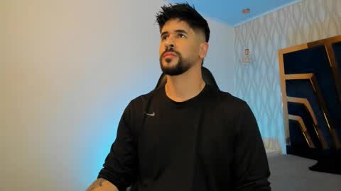 Snapshot of petesevans_1 chatting on November 2025 11:18:02 PM PETES EVANS new account online show from November 2025 11:18:02 PM