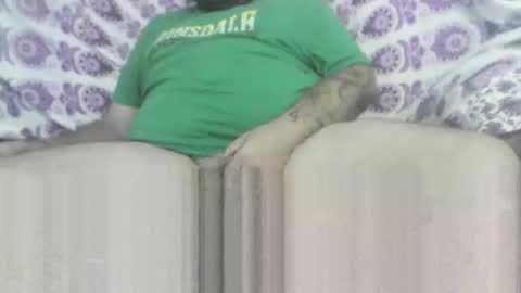 Snapshot of petit1985 chatting on October 2025 01:36:02 AM Francescco online show from October 2025 01:36:02 AM