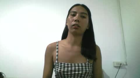 Yuriee online show from June 2026 11:48:01 AM