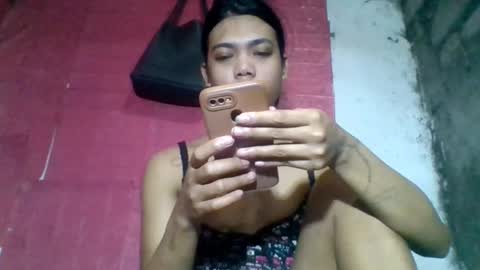 Snapshot of petite_jzee chatting on November 2025 11:47:02 PM jzee online show from November 2025 11:47:02 PM