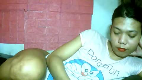 Snapshot of petite_jzee chatting on November 2025 03:16:02 AM jzee online show from November 2025 03:16:02 AM