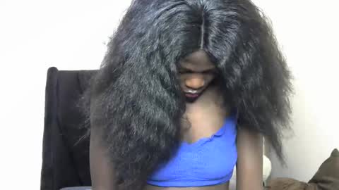 Snapshot of petite_lavi2 chatting on February 2025 06:44:01 PM petite_lavi2 online show from February 2025 06:44:01 PM