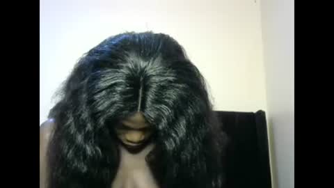 Snapshot of petite_lavi2 chatting on February 2025 09:08:02 PM petite_lavi2 online show from February 2025 09:08:02 PM