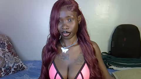 Lunar online show from November 2025 10:21:02 PM