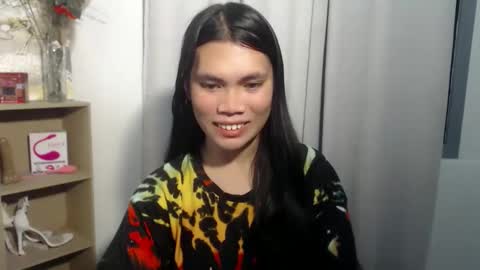 petite_pauline online show from February 2026 11:52:01 AM