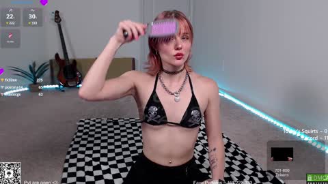 PiperAvery online show from January 2025 08:00:01 PM