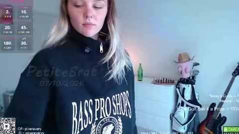 PiperAvery online show from July 2026 03:03:01 PM