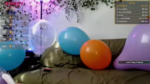 C    online show from December 2024 07:59:02 PM