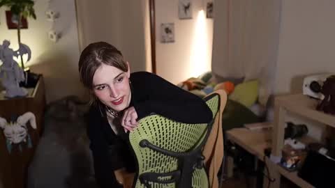 caracal online show from February 2025 02:47:02 AM