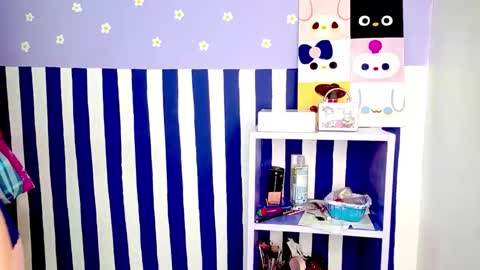 danna online show from April 2026 05:43:02 AM