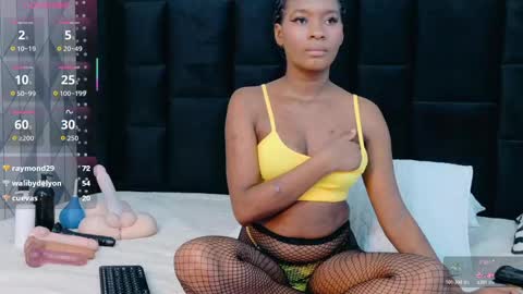 little sharon online show from November 2025 03:04:01 AM