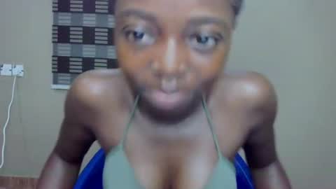 petitexxebony online show from July 2026 07:05:02 PM