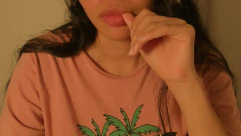 Snapshot of petitgirl_ chatting on March 2025 06:07:02 AM J A S S online show from March 2025 06:07:02 AM