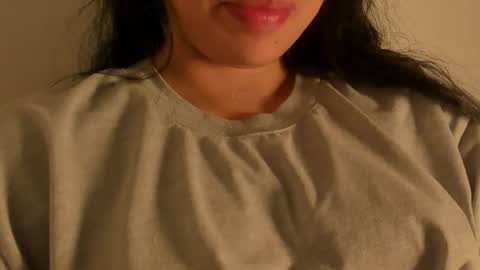 Snapshot of petitgirl_ chatting on September 2025 12:48:02 AM J A S S online show from September 2025 12:48:02 AM