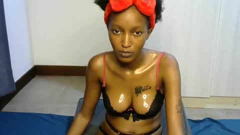 petitpearl online show from March 2025 07:06:02 PM