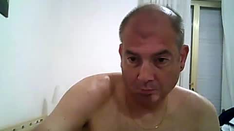 Snapshot of pets76 chatting on April 2026 12:38:02 AM pets76 online show from April 2026 12:38:02 AM