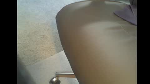 Snapshot of pg19531107 chatting on November 2025 03:18:02 PM Paul online show from November 2025 03:18:02 PM