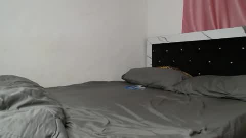 Snapshot of phat_pussylips chatting on September 2025 10:36:01 PM tatiana online show from September 2025 10:36:01 PM