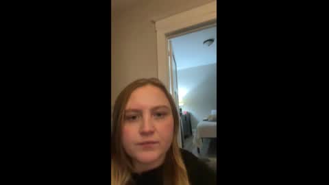 Snapshot of phatassblond chatting on January 2025 10:34:01 PM PhatAssBlond online show from January 2025 10:34:01 PM