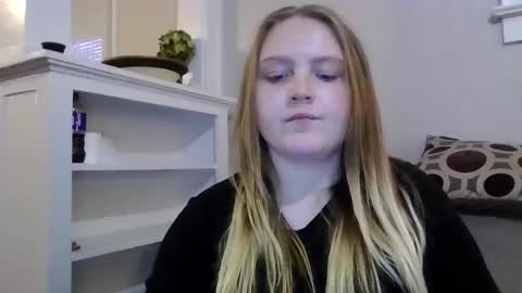 Snapshot of phatassblond chatting on February 2025 11:01:02 PM PhatAssBlond online show from February 2025 11:01:02 PM