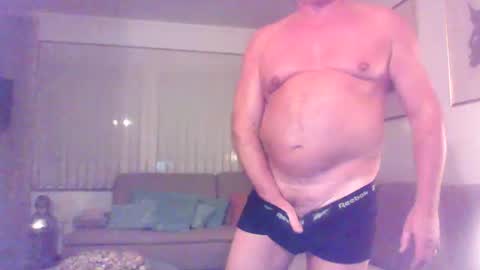 Phil online show from October 2025 06:29:02 PM