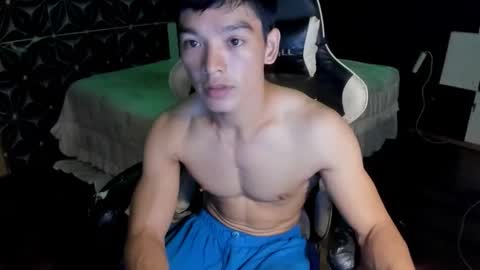 Snapshot of philhotbody chatting on September 2025 01:02:02 PM AJ online show from September 2025 01:02:02 PM