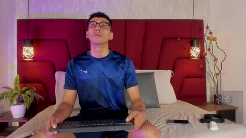 Milo online show from April 2026 12:06:02 PM