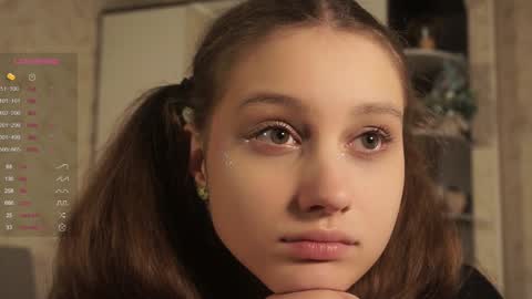 Snapshot of philippadelmore chatting on January 2025 10:52:02 PM Bella online show from January 2025 10:52:02 PM