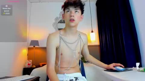 PHILLIP online show from March 2026 05:46:01 AM