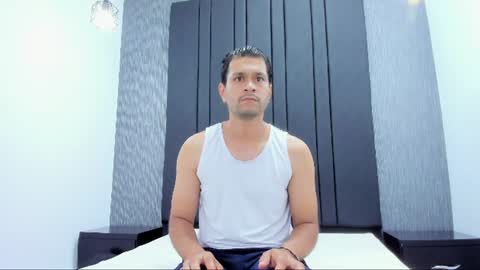 Snapshot of phill_johnson3 chatting on July 2026 09:35:02 PM Phill online show from July 2026 09:35:02 PM