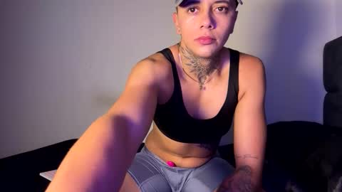 Snapshot of phillip_brownn chatting on December 2025 11:36:02 AM PHILLIP online show from December 2025 11:36:02 AM