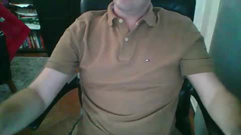 Snapshot of philly41190 chatting on December 2025 03:40:02 PM philly41190 online show from December 2025 03:40:02 PM