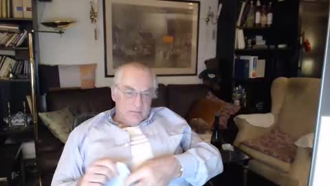 Snapshot of philoumis2 chatting on January 2025 11:06:01 PM Philippe online show from January 2025 11:06:01 PM