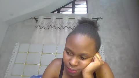 Snapshot of phoebe015 chatting on March 2026 05:08:02 AM phoebe online show from March 2026 05:08:02 AM