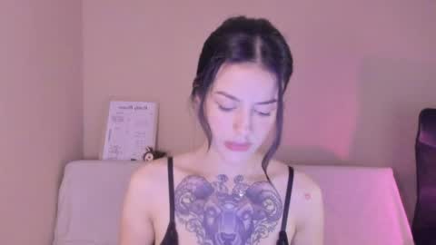 phoenixx_x online show from April 2026 06:56:01 PM