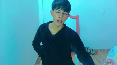 phuwin online show from May 2026 05:48:02 AM